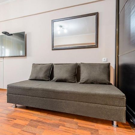 Apartments On Tole By 12 App 51 อัลมาตี ภายนอก รูปภาพ
