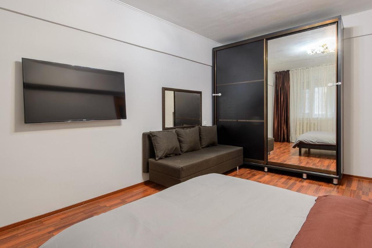 Apartments On Tole By 12 App 51 อัลมาตี ภายนอก รูปภาพ