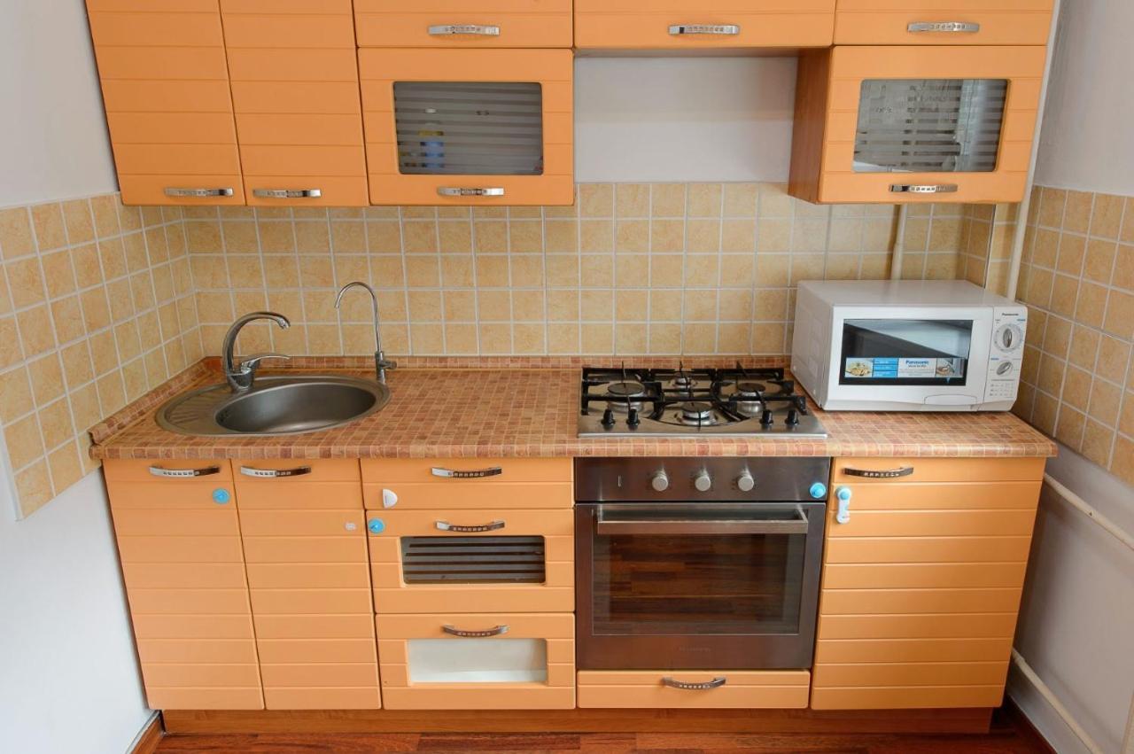 Apartments On Tole By 12 App 51 อัลมาตี ภายนอก รูปภาพ