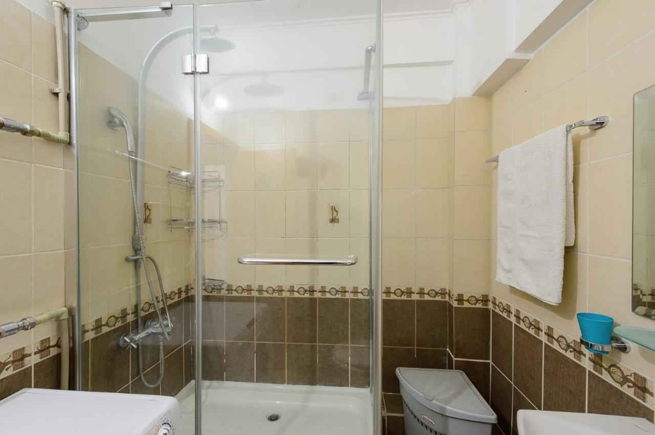 Apartments On Tole By 12 App 51 อัลมาตี ภายนอก รูปภาพ